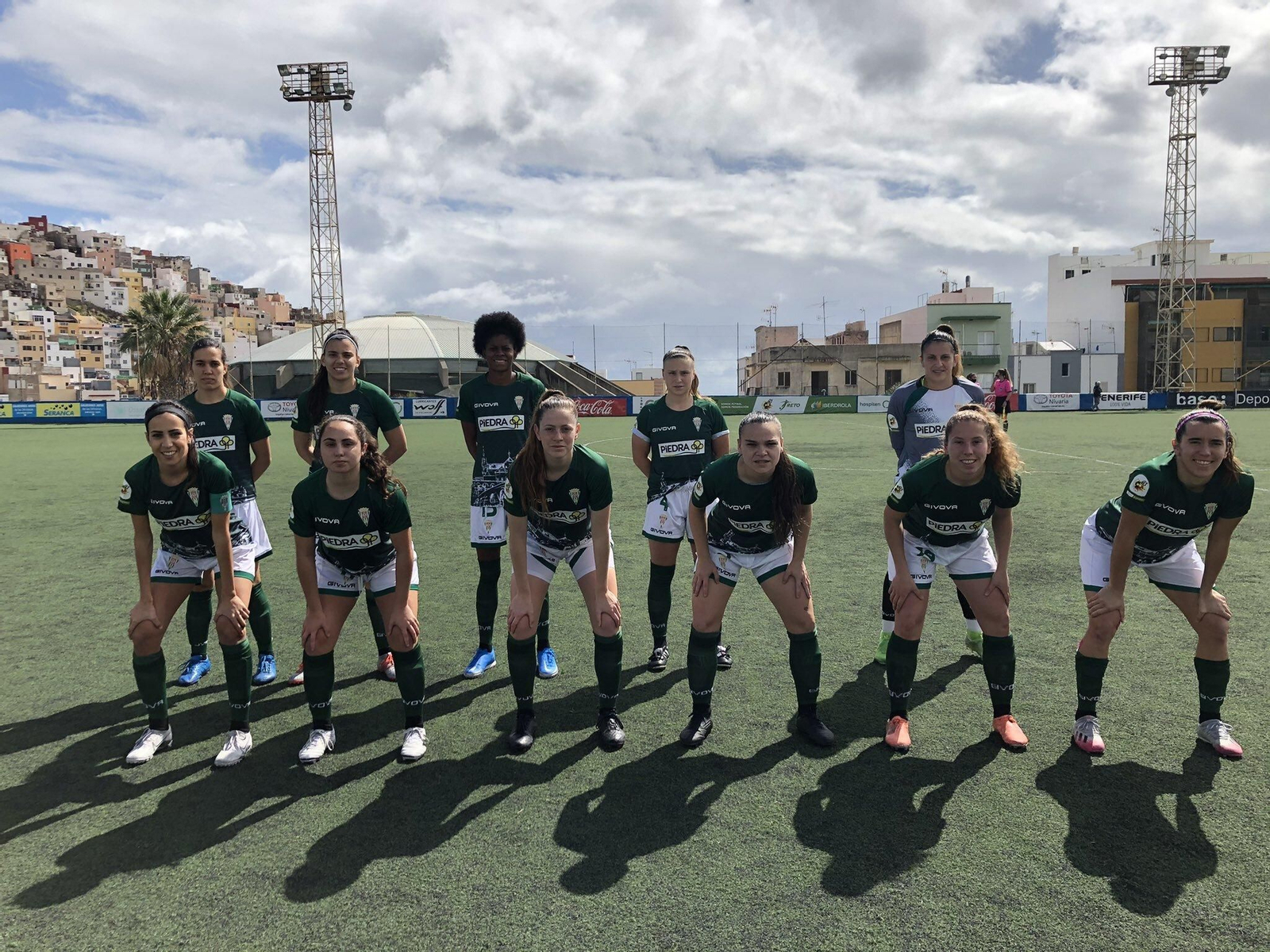 Formación inicial del Córdoba Femenino ante el Granadilla Tenerife B.
