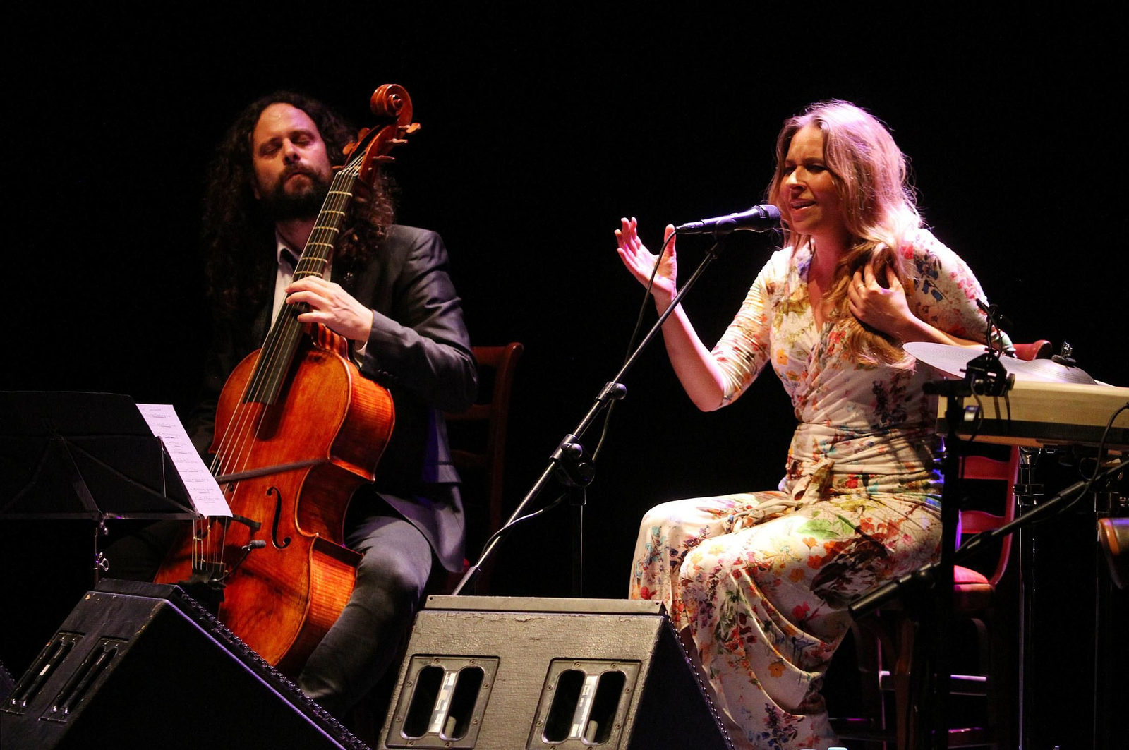 Fahmi Alqhai y Rocío Márquez en el Gran Teatro de Huelva.