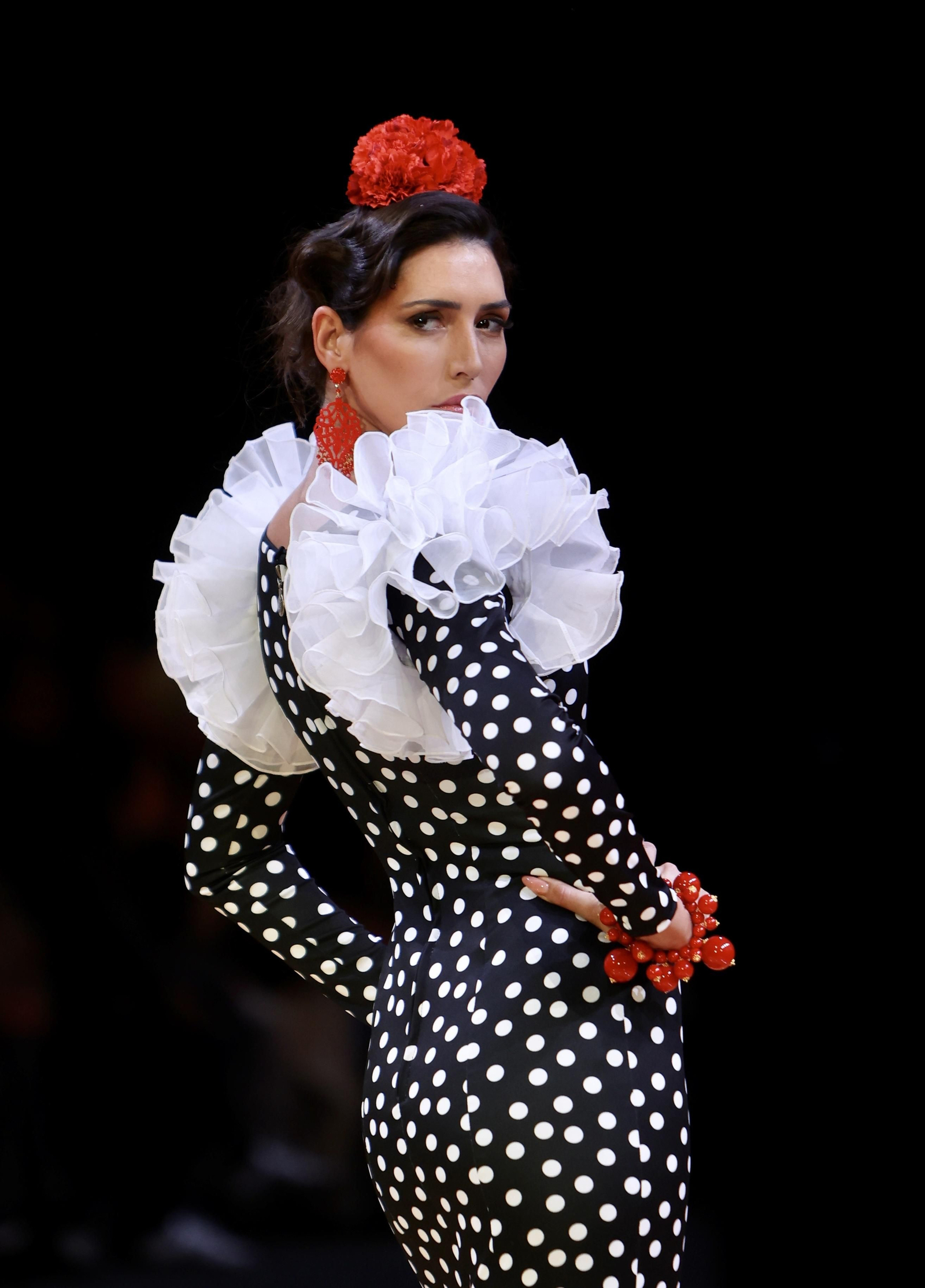 Desfile de Maricruz &Montecarlo en SIMOF, todas las fotos