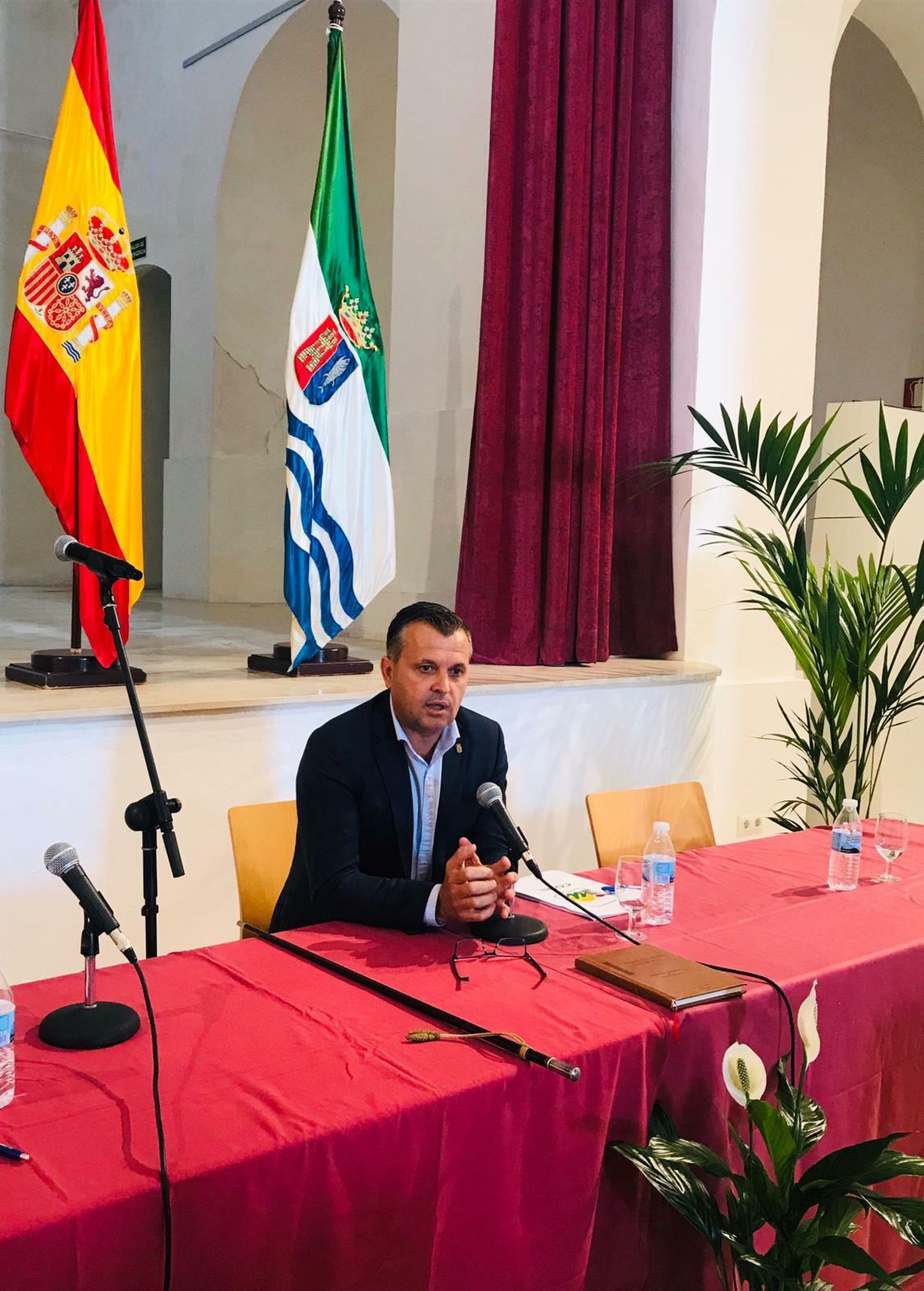 Juan Bermúdez tras ser designado alcalde de Conil.