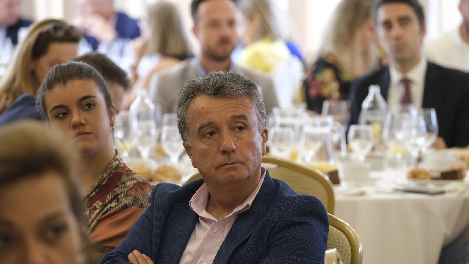 Imágenes del desayuno coloquio de Diario de Almeria y Hidralia.