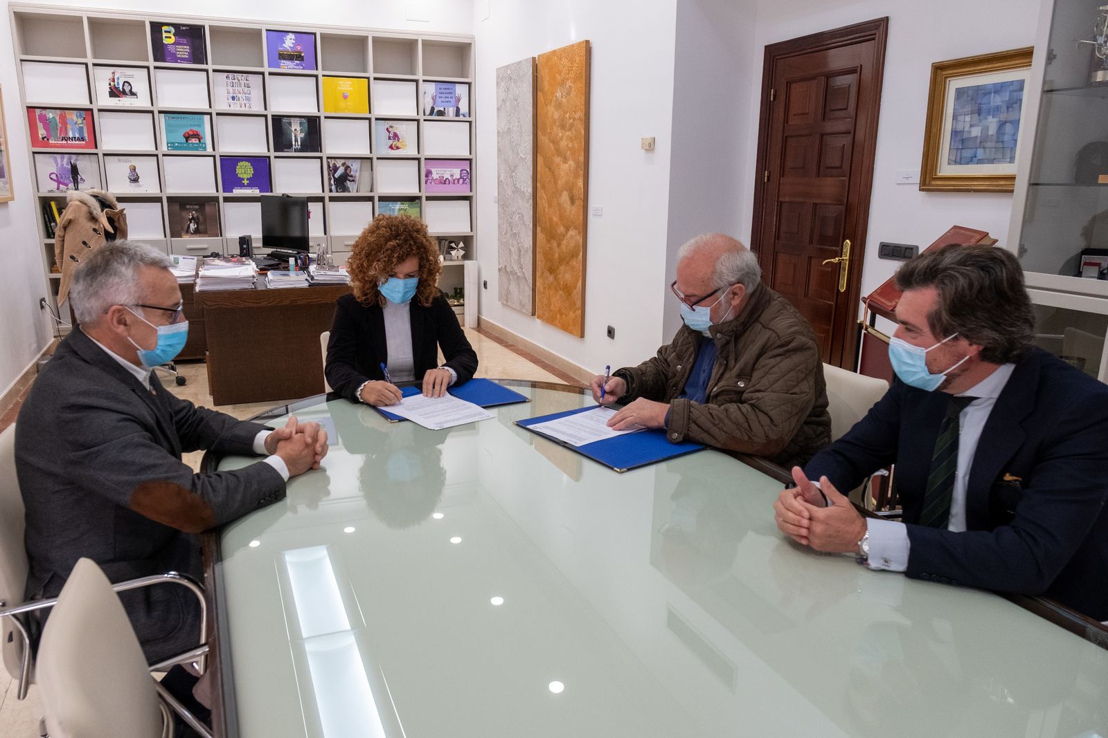 Convenio entre la Diputación de Huelva y la DOP Condado.