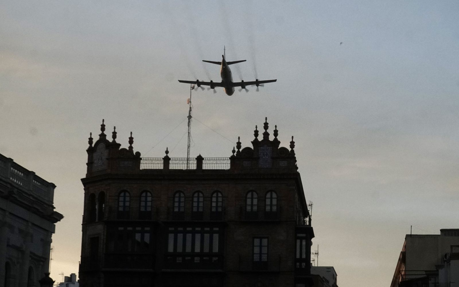 Conmemoración del centenario de la base aérea de Tablada