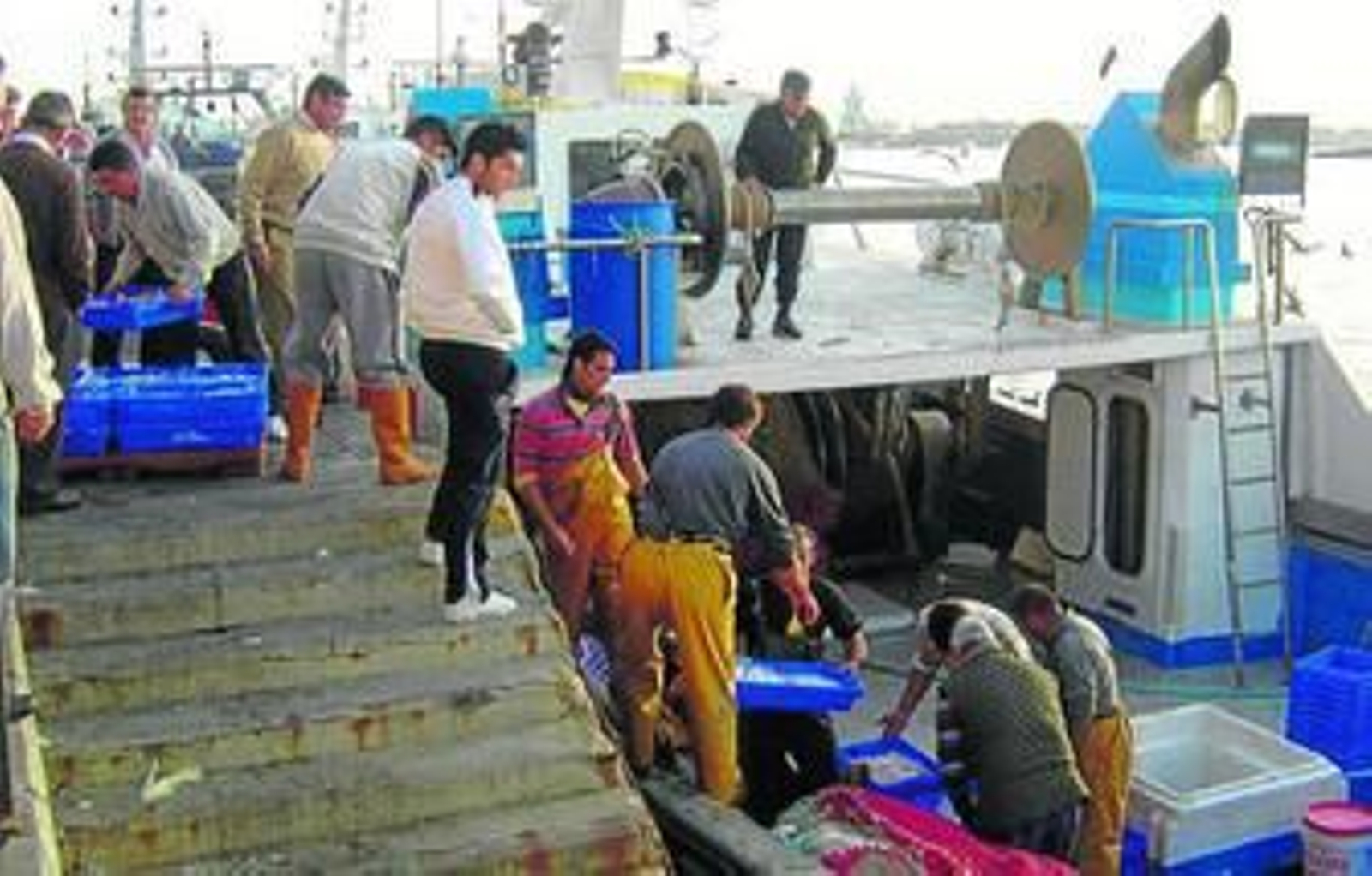 El sector pesquero -en la foto, el puerto isleño- se beneficiará del parque empresarial costero.