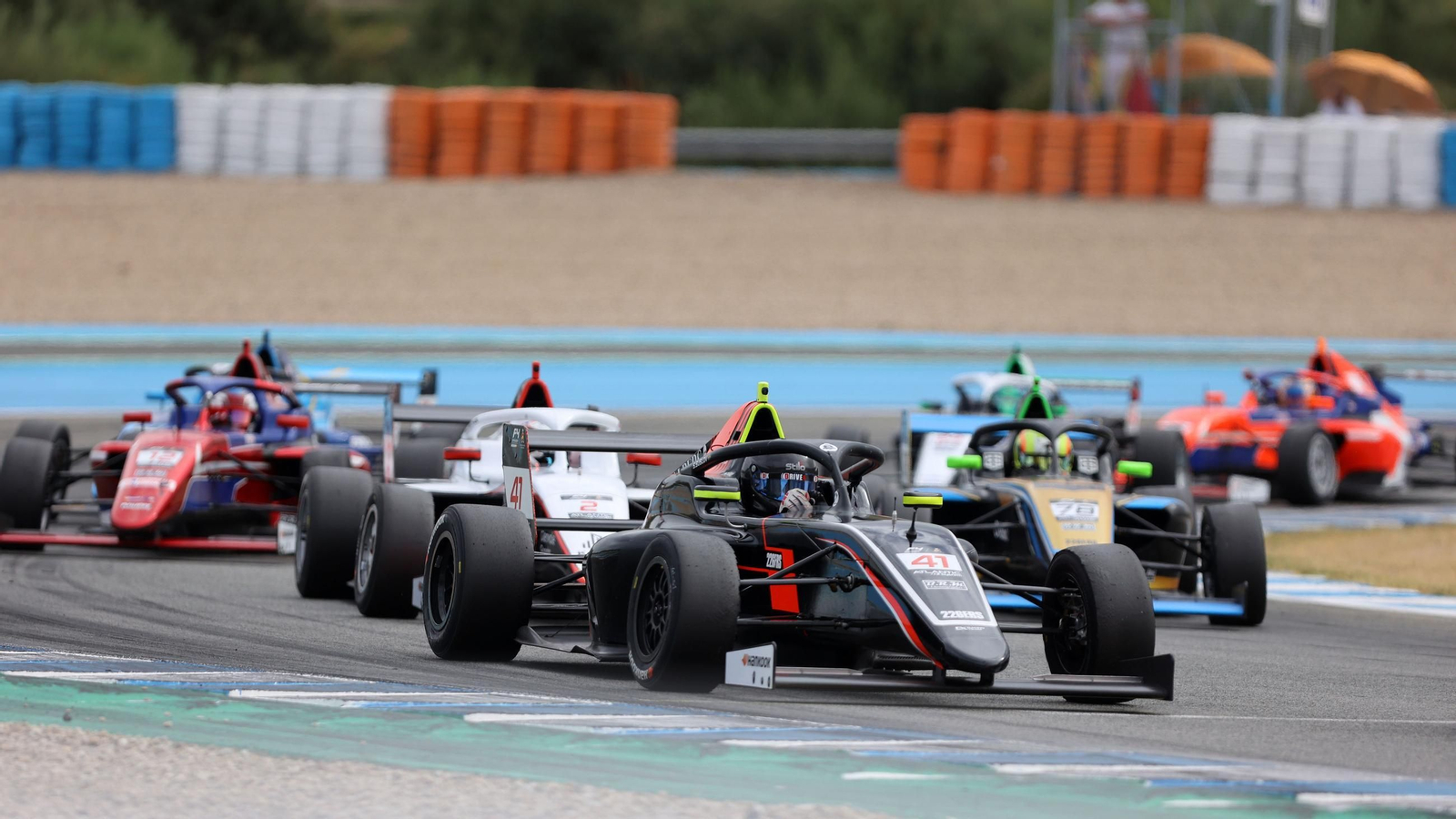 Imágenes del gran ambiente de fiesta en la Racing Weekend y el 40 aniversario del Circuito de Jerez