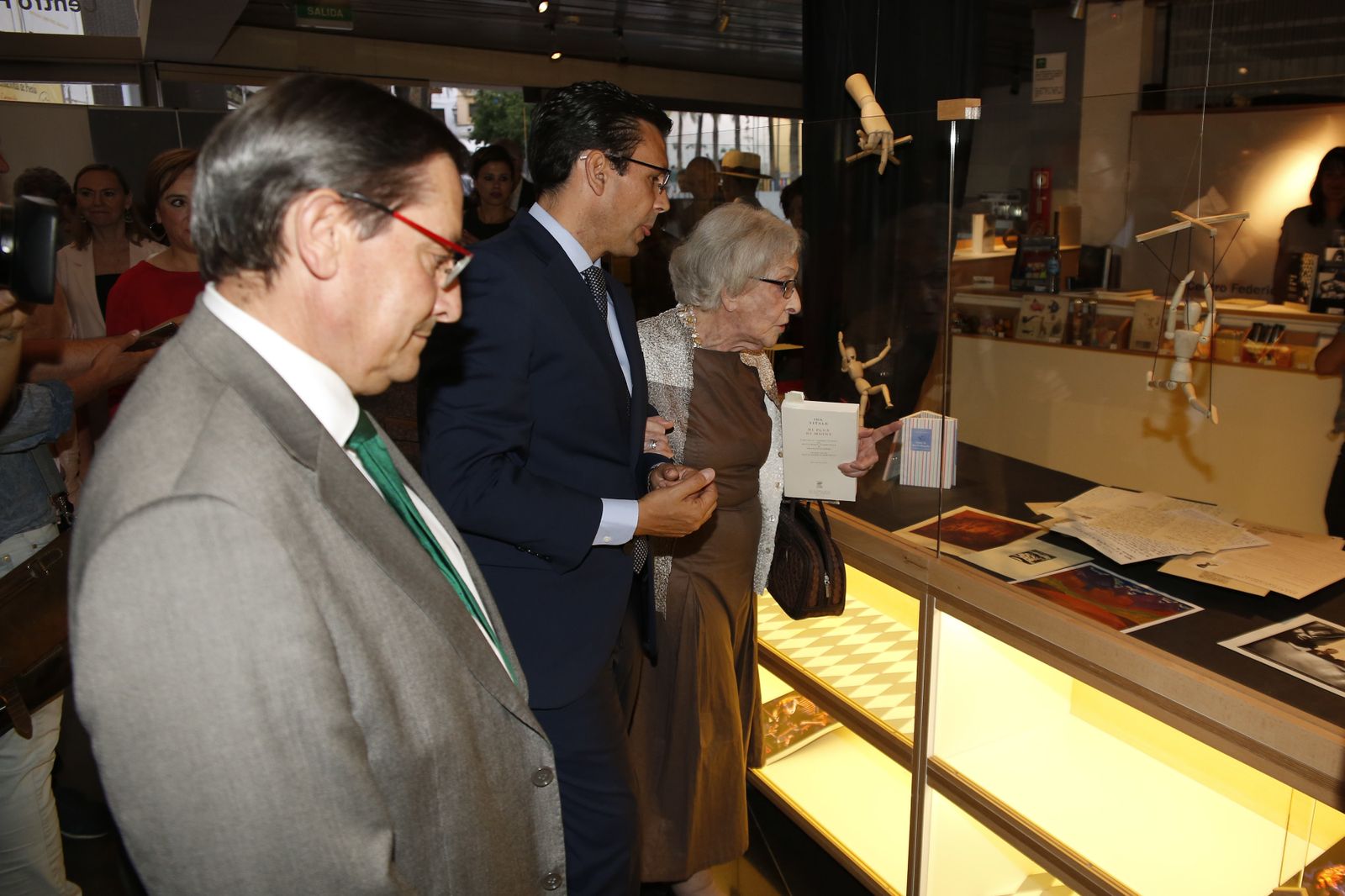 La imágenes de la entrega del Premio Ciudad de Granada-Federico García Lorca de Poesía