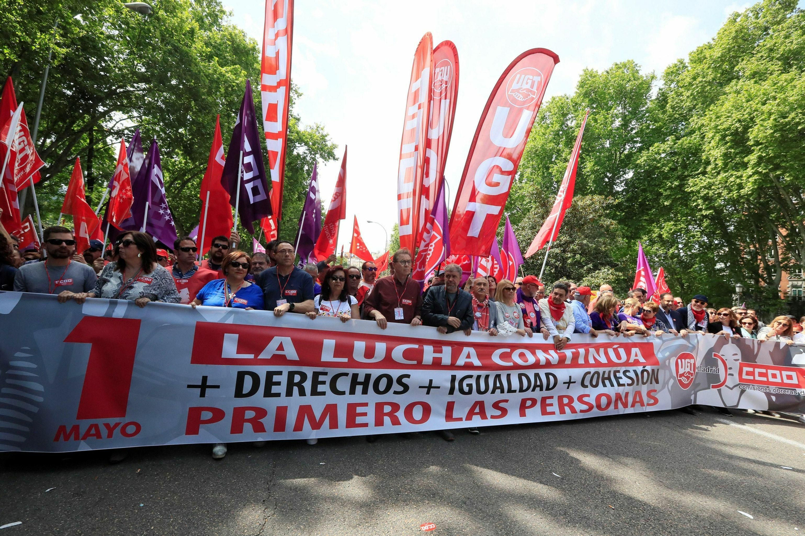 Los secretarios generales de UGT, Pepe Álvarez, y CCOO, Unai Sordo, encabezan la manifestación central del Primero de Mayo. Los secretarios generales de UGT, Pepe Álvarez, y CCOO, Unai Sordo, encabezan la manifestación central del Primero de Mayo.