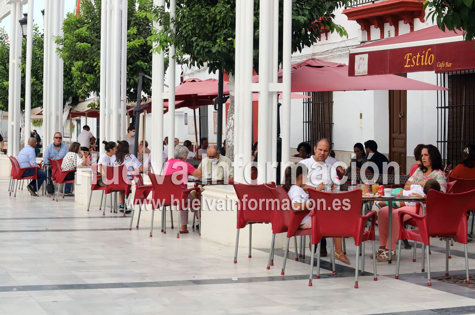 Imágenes de la misa de la Hermandad Castrense ante la Virgen del Rocío