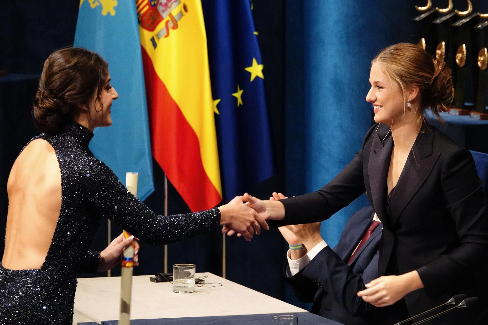 Carolina Marín: las emocionantes imágenes de la recogida del Premio Princesa de Asturias