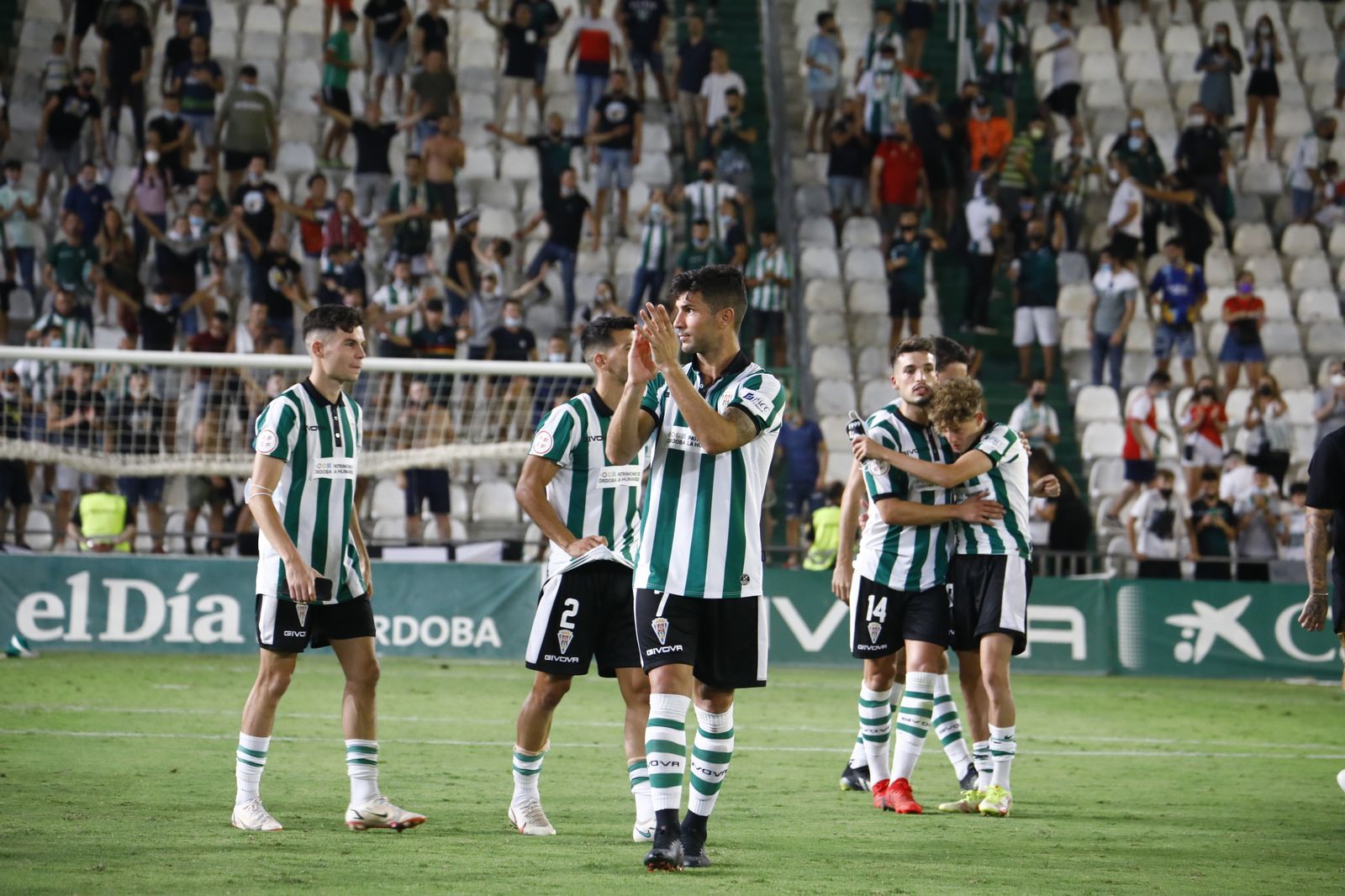 La victoria del Córdoba CF ante el Cádiz B, en imágenes