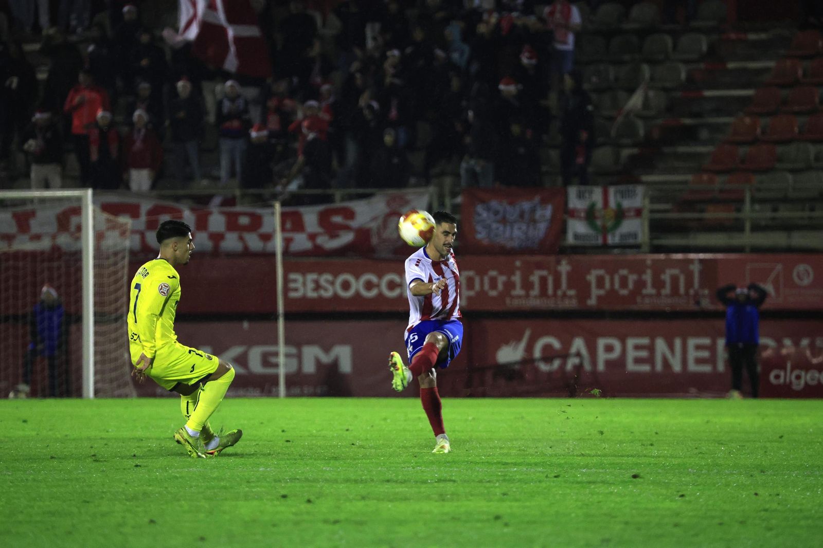 Las mejores fotos del Algeciras - Villarreal B de Primera Federación