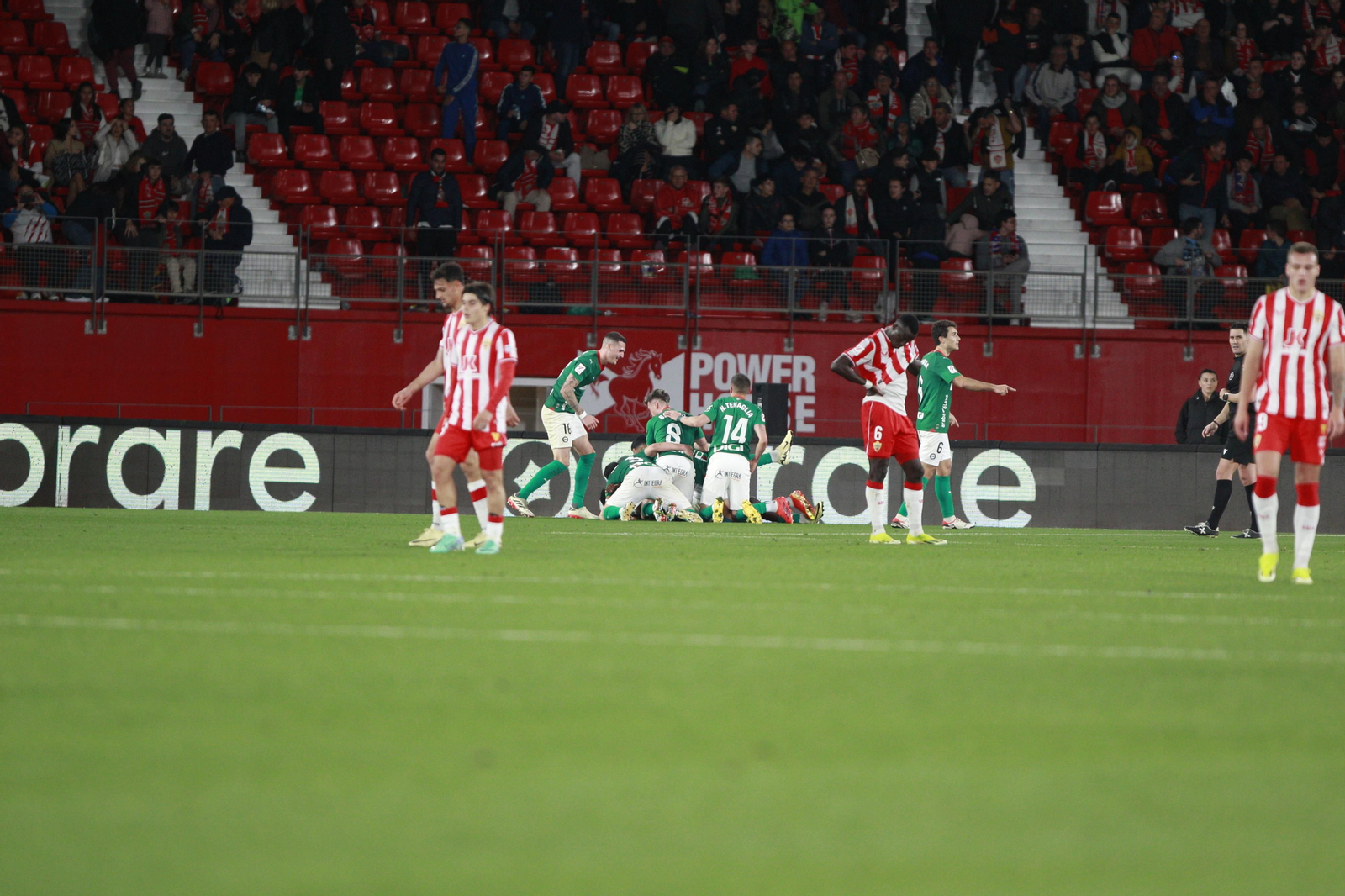 Imágenes del partido U.D. Almería-Deportivo Alavés