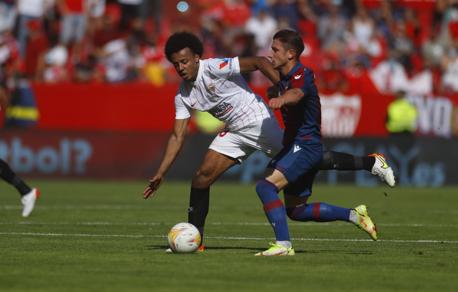 Las imágenes del Sevilla-Levante