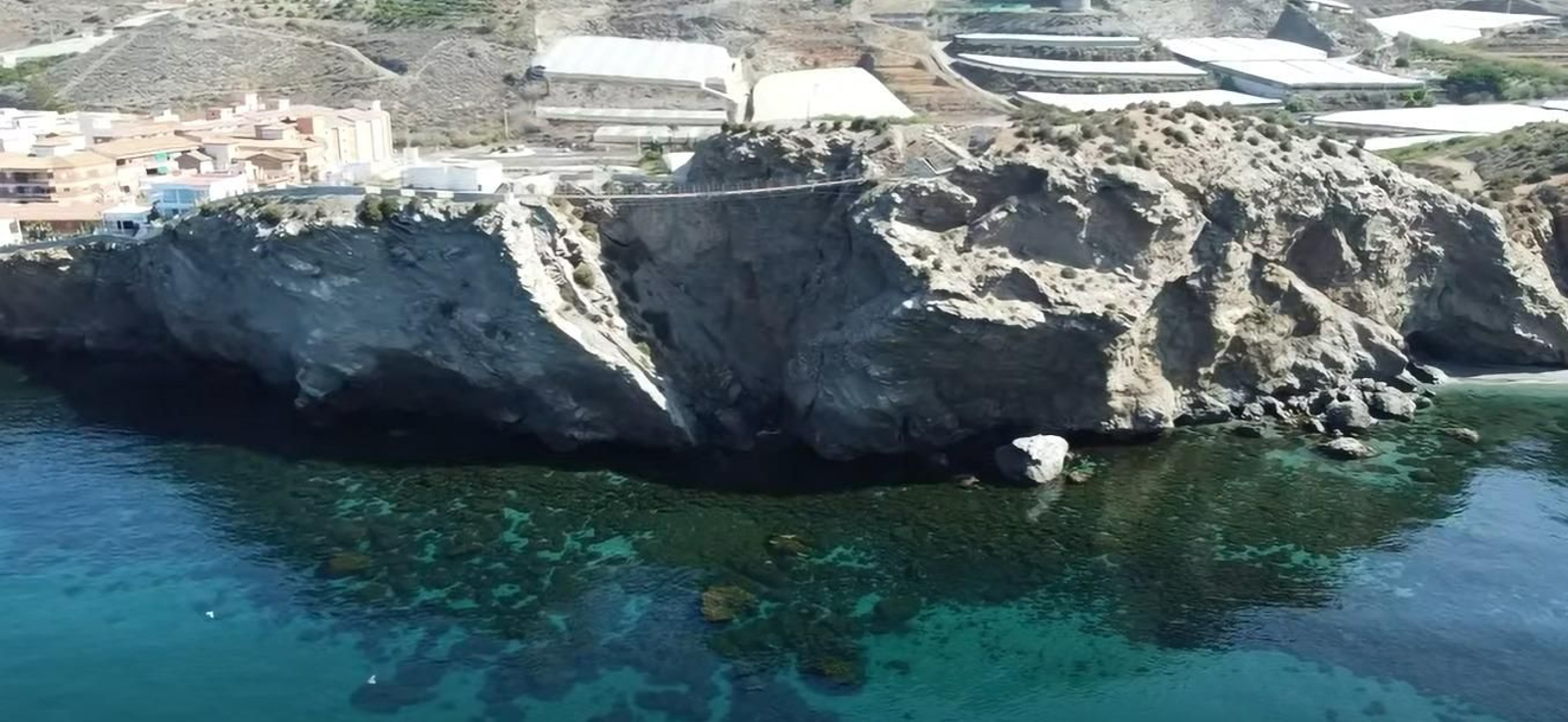 Vista del Peñón de Jolúcar