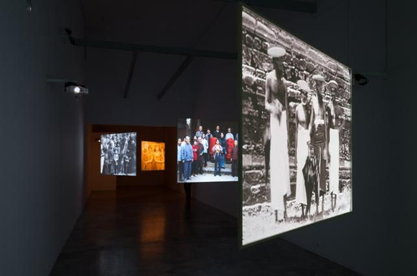 'Thin Cities', de Fiona Tan.