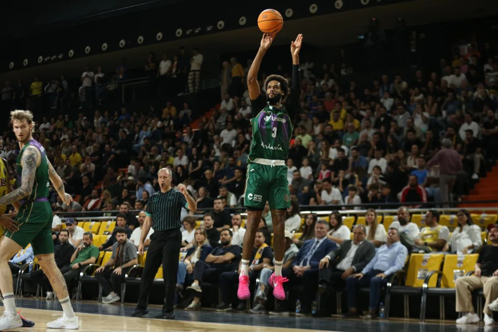 El Mersin-Unicaja, en fotos