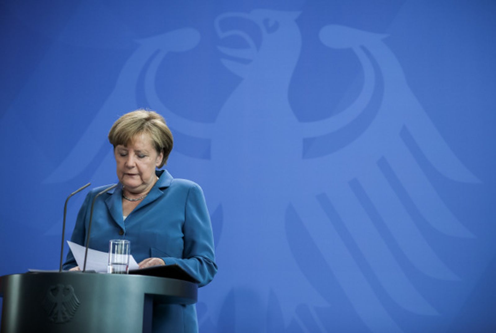 Merkel: "El Estado hace lo posible para proteger la seguridad y la libertad"