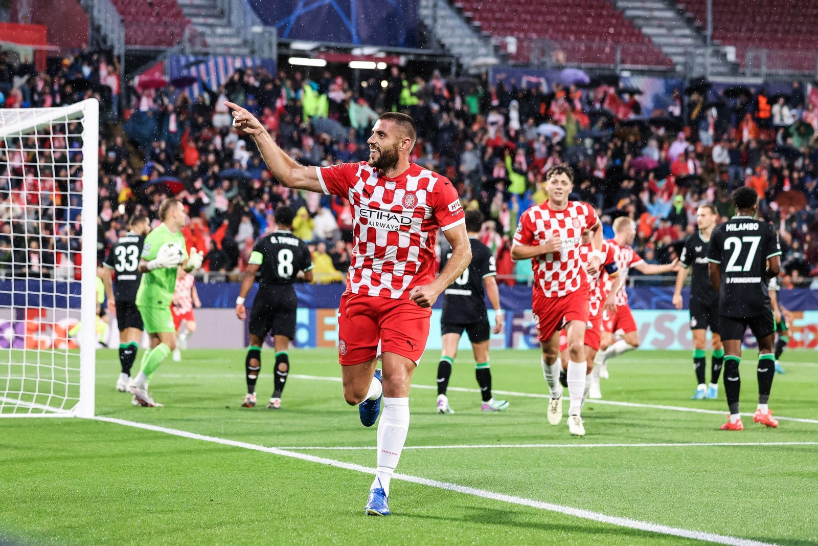 El Girona-Feyenoord de la Champions League, en fotos