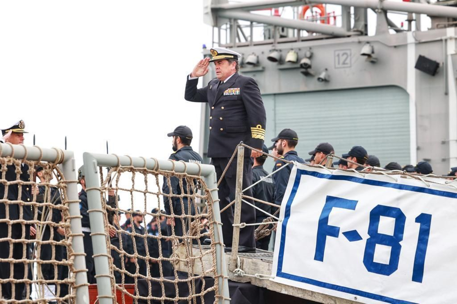 Las imágenes de la despedida de la fragata 'Santa María' para la misión Ataltanta