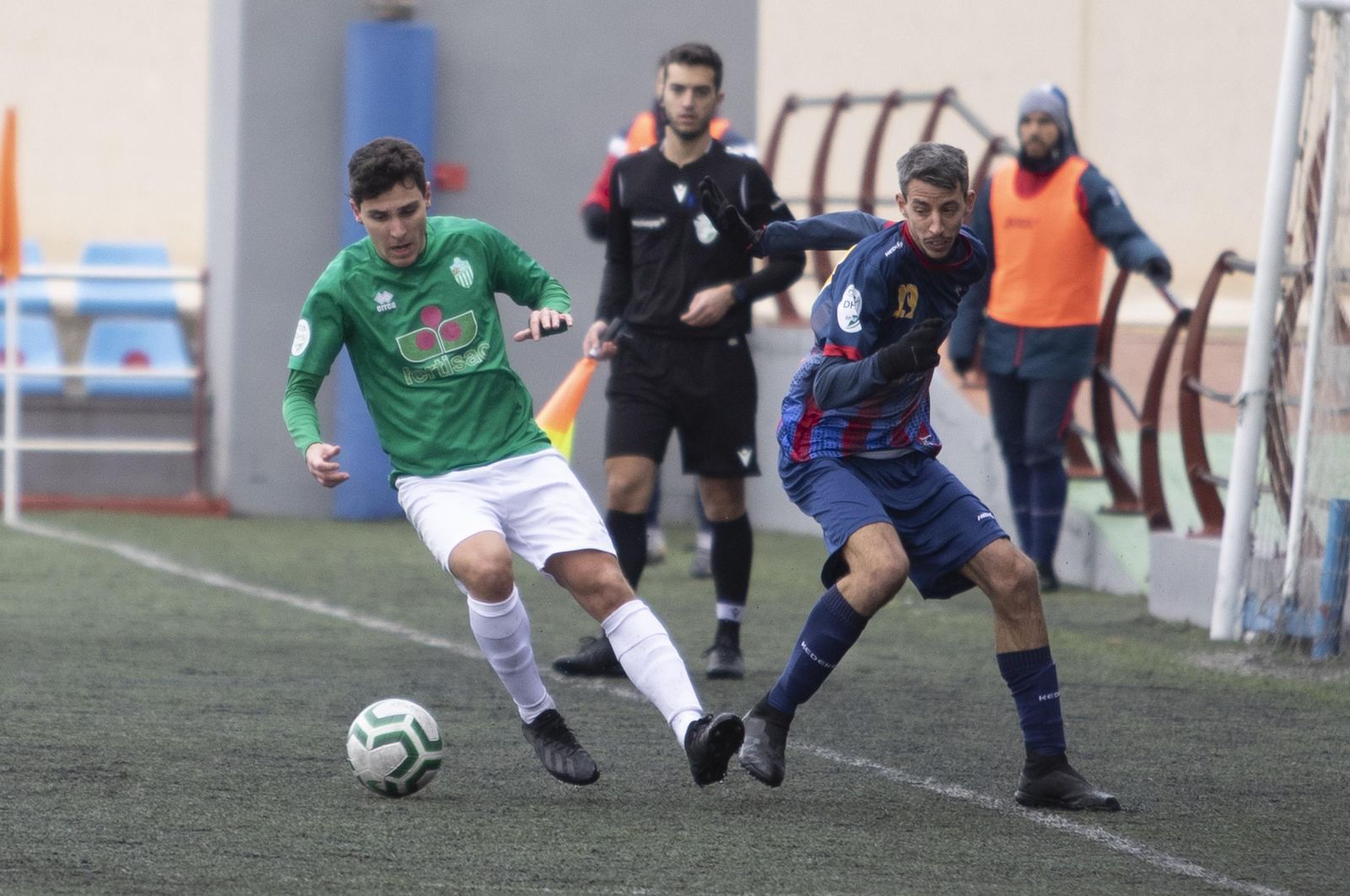El Atarfe de Jesús Sierra comenzó el año con un triunfo a domicilio.