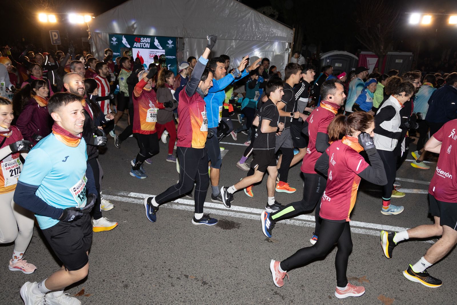 Encuéntrate en la salida de la Carrera de San Antón 2026, en imágenes (3)