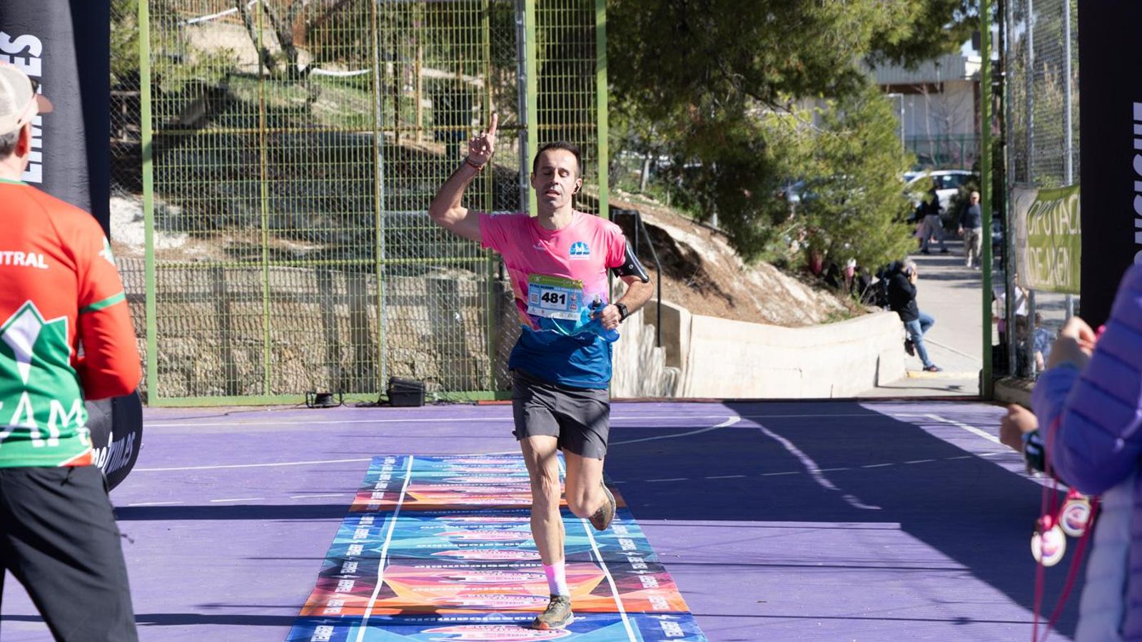 En imágenes: kilómetros para la esperanza de Celia en el CxM Trail Solidario IES Fuente de la Peña (I)