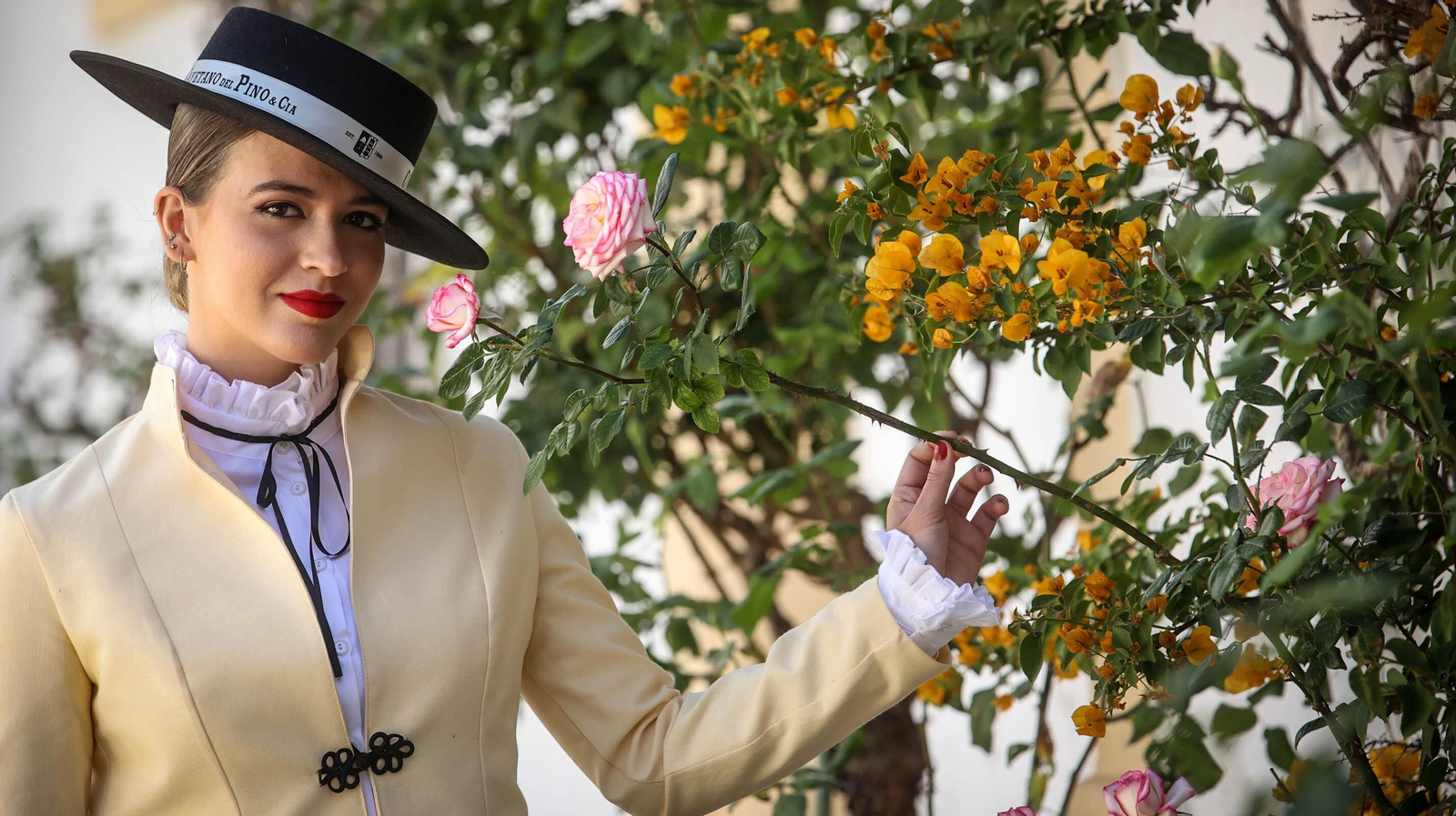 Cayetano del Pino presenta sus nuevos y elegantes uniformes