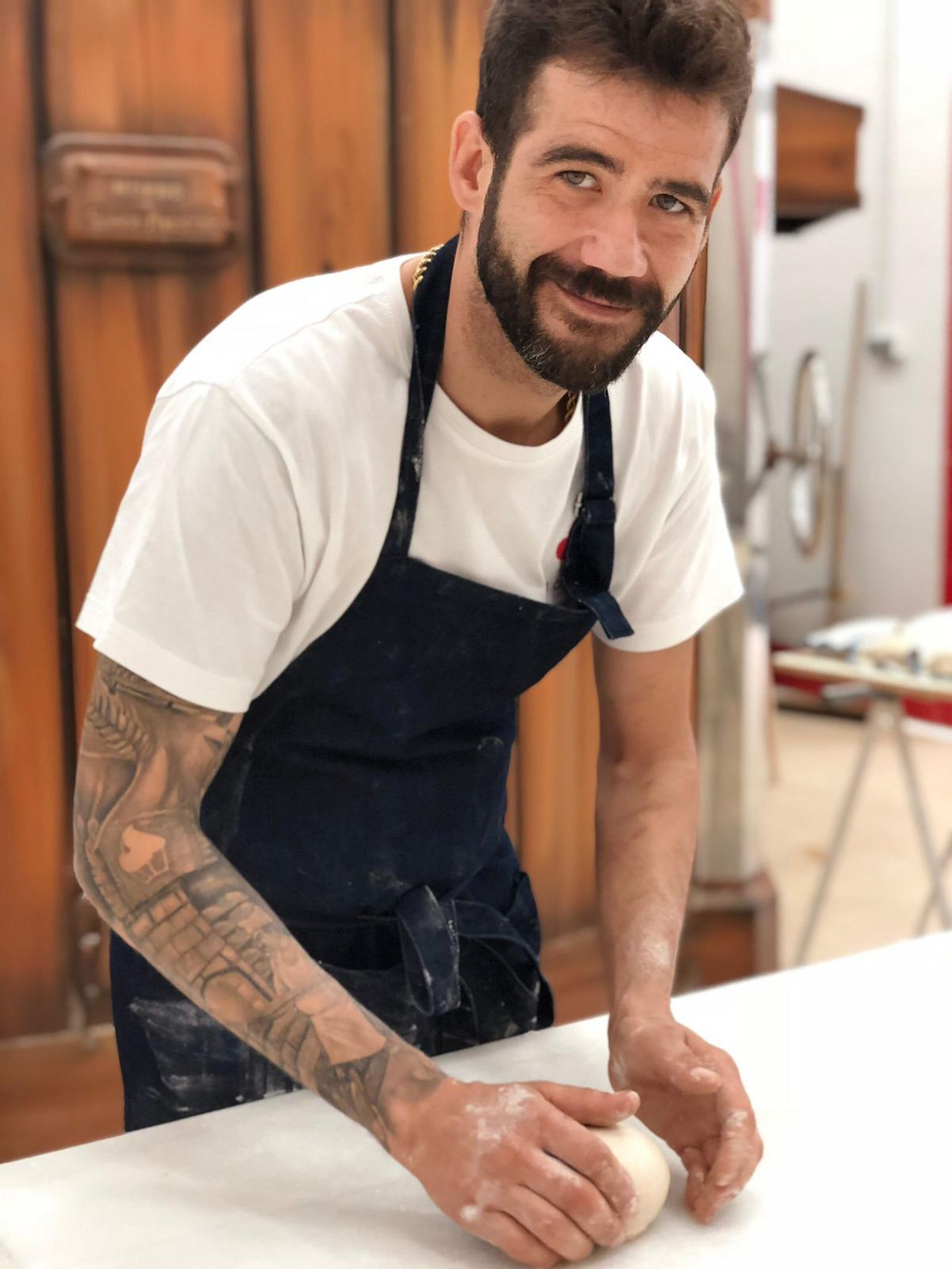 Daniel Ramos, gerente del establecimiento chiclanero La Cremita.