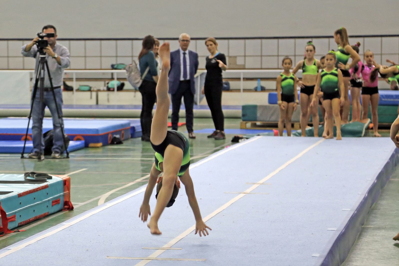 Delegado de Gobierno de la Junta con el Club Gimnasia Artística de La Barca