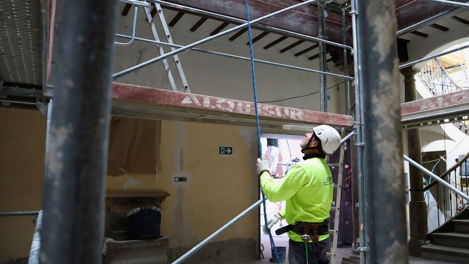 Restauración interior.