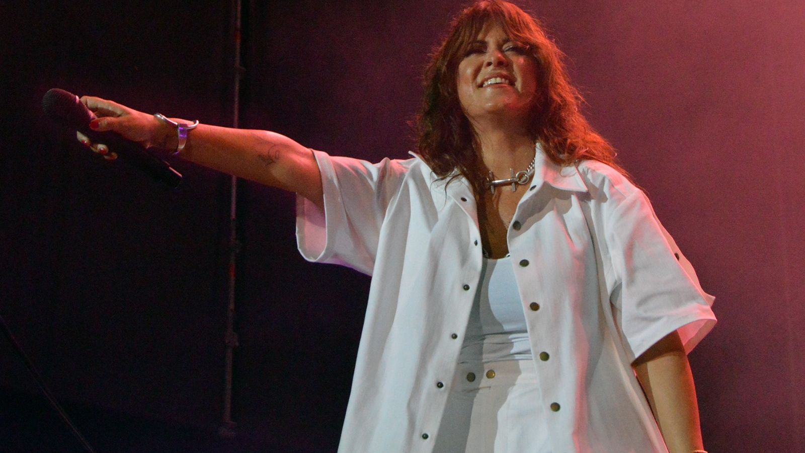 Otra imagen de Vanesa Martín durante el concierto.