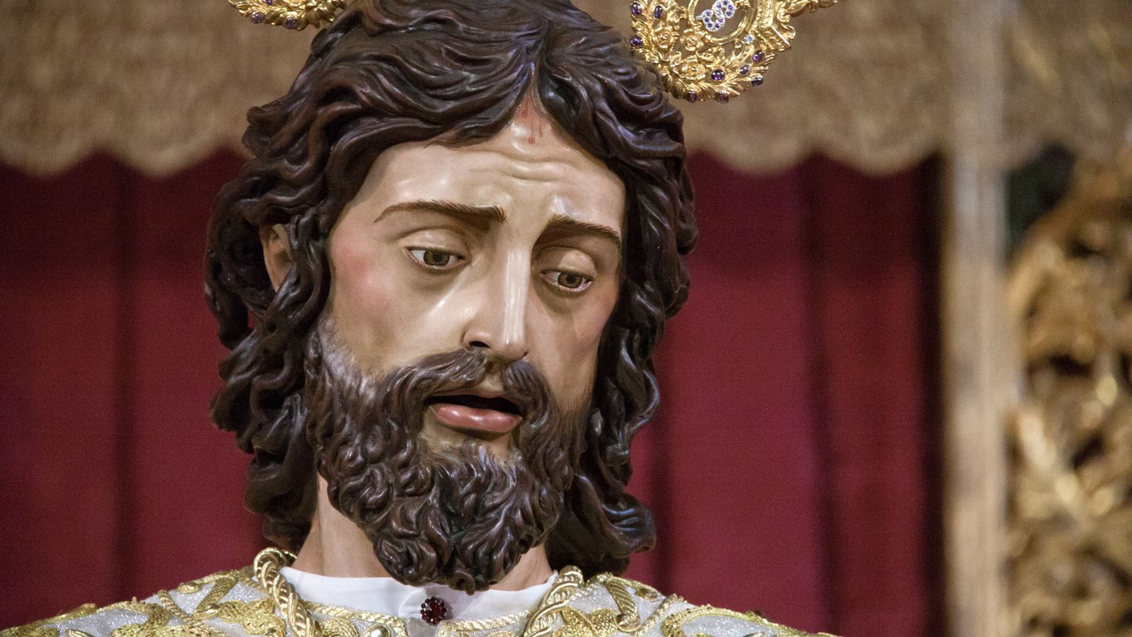 Nuestro Padre Jesús de la Paz expuesto en veneración