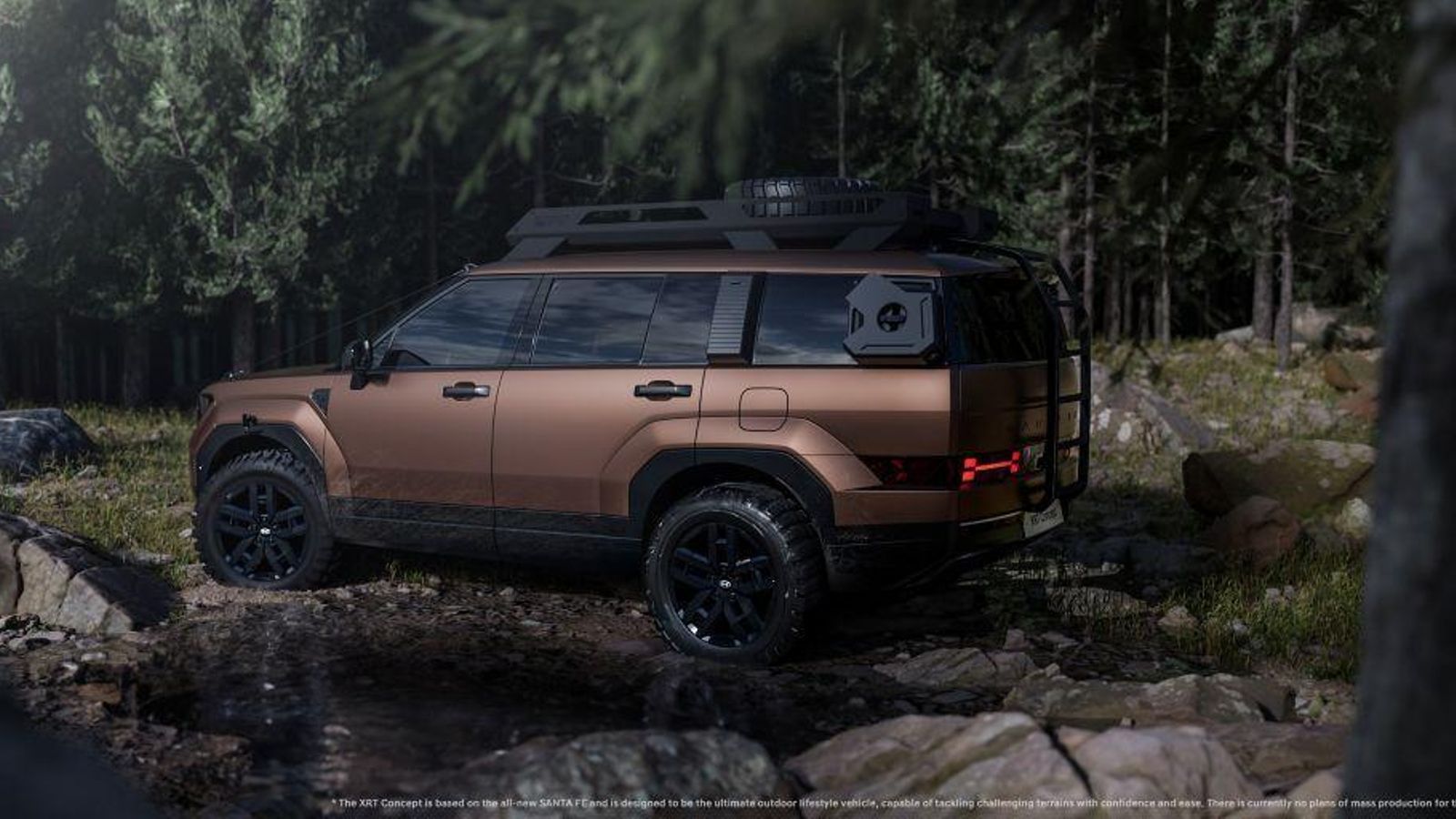 Hyundai pretende,, además de ofrecer una alternativa para más pasajeros que los SUV compactos o de tamaño medio, aportar un vehículo de alta movilidad fuera del asfalto -puede tener la tracción total HTRAC- y dotado de accesorios para actividades al aire libre.