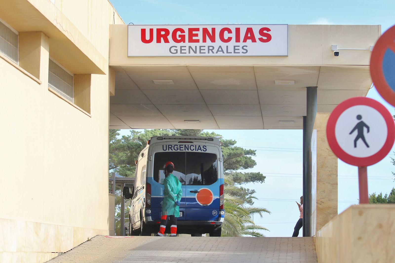 Dos fallecidos por COVID-19 en Almería después de dos semanas sin muertes y tres ingresos en la UCI