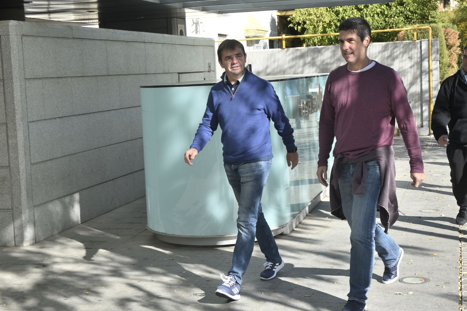 Marcucci, en la visita que hizo a Berizzo en el Sagrado Corazón, junto a un amigo