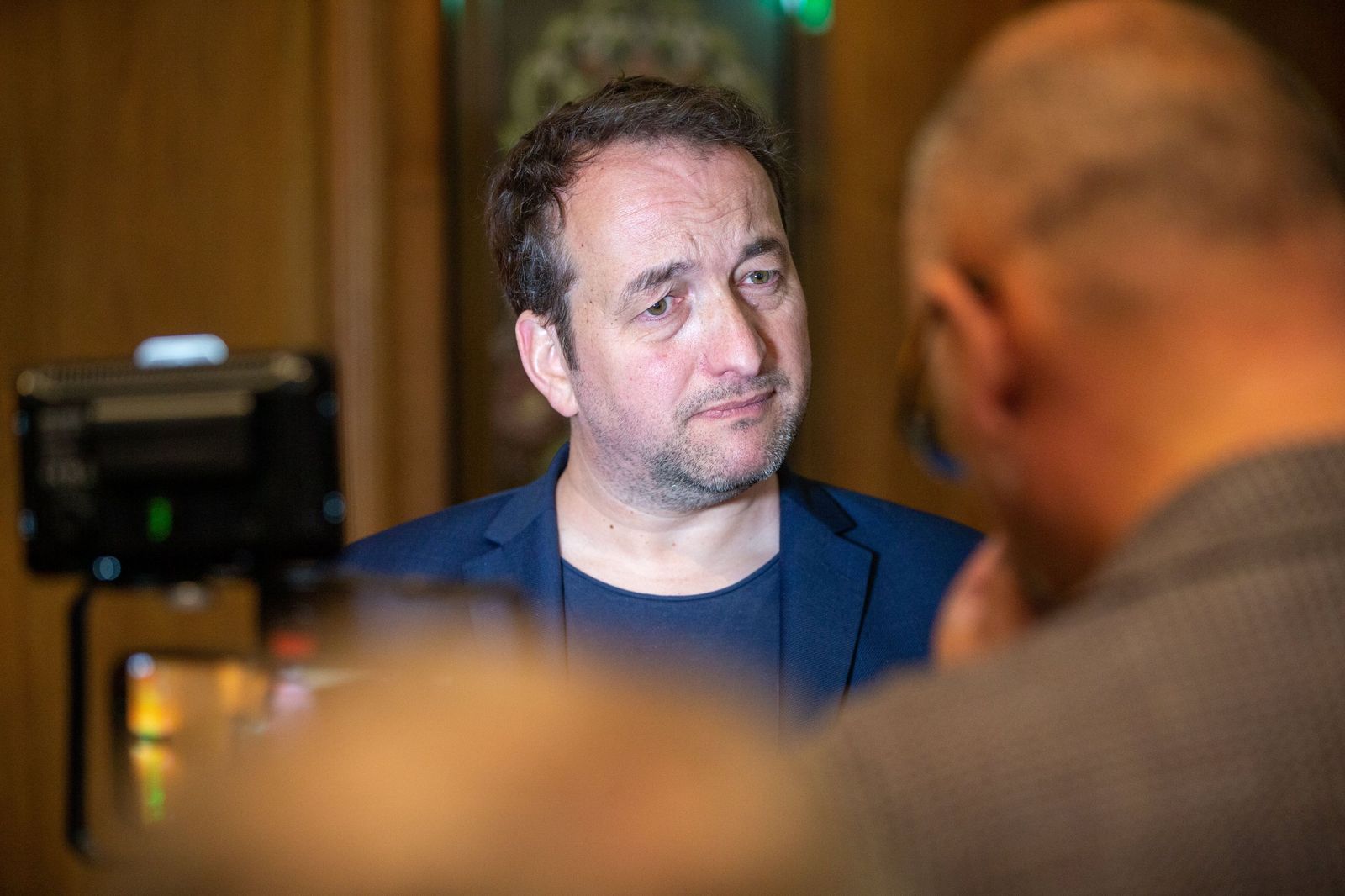 Los ciudadanos apoyan a Carlos III en el día de su coronación