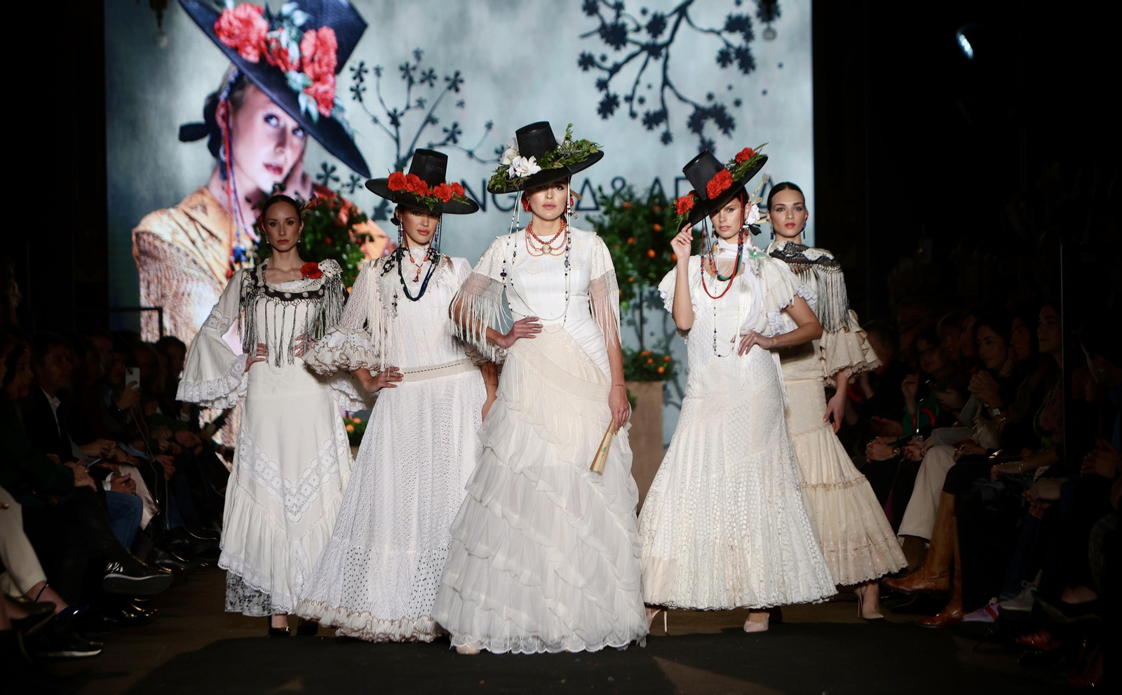 Desfile de Angela y Adela de We Love Flamenco 2024, todas las fotos