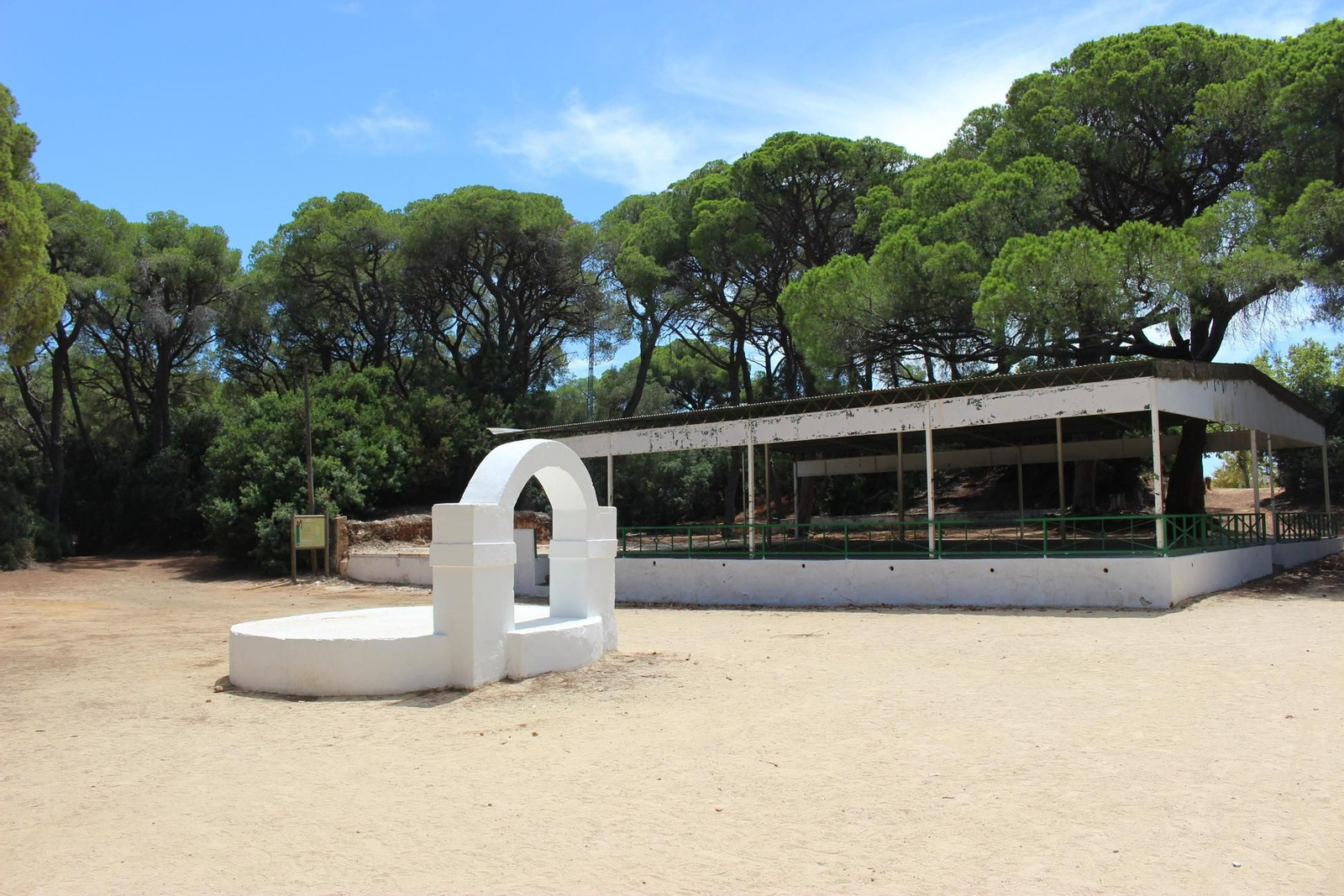 Patio del Pozo de Las Canteras donde se había proyectado un restaurante