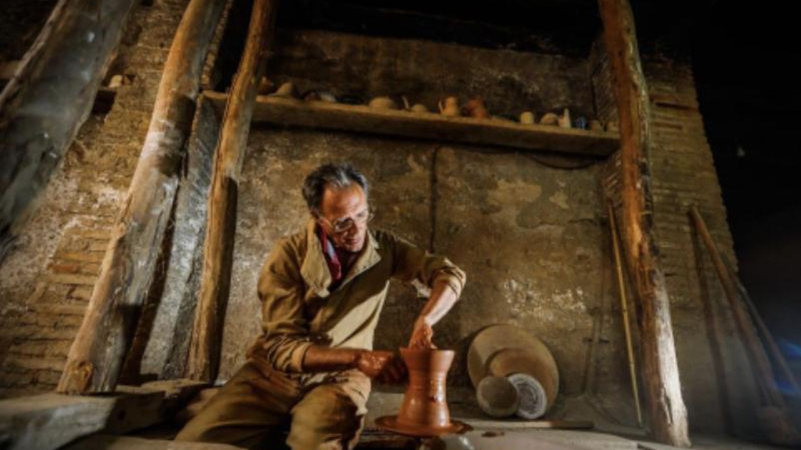 Fajalauza se salva tras la participación de 200 personas en su crowdfunding