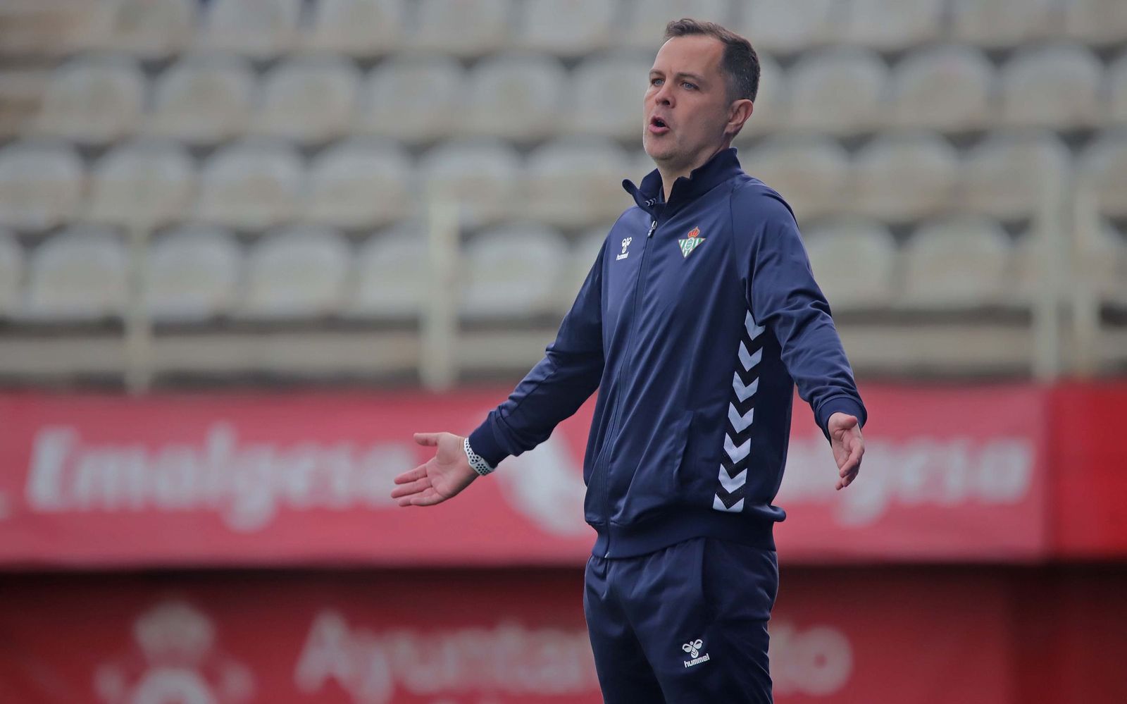 Las mejores fotos del Algeciras - Betis Deportivo de Primera Federación