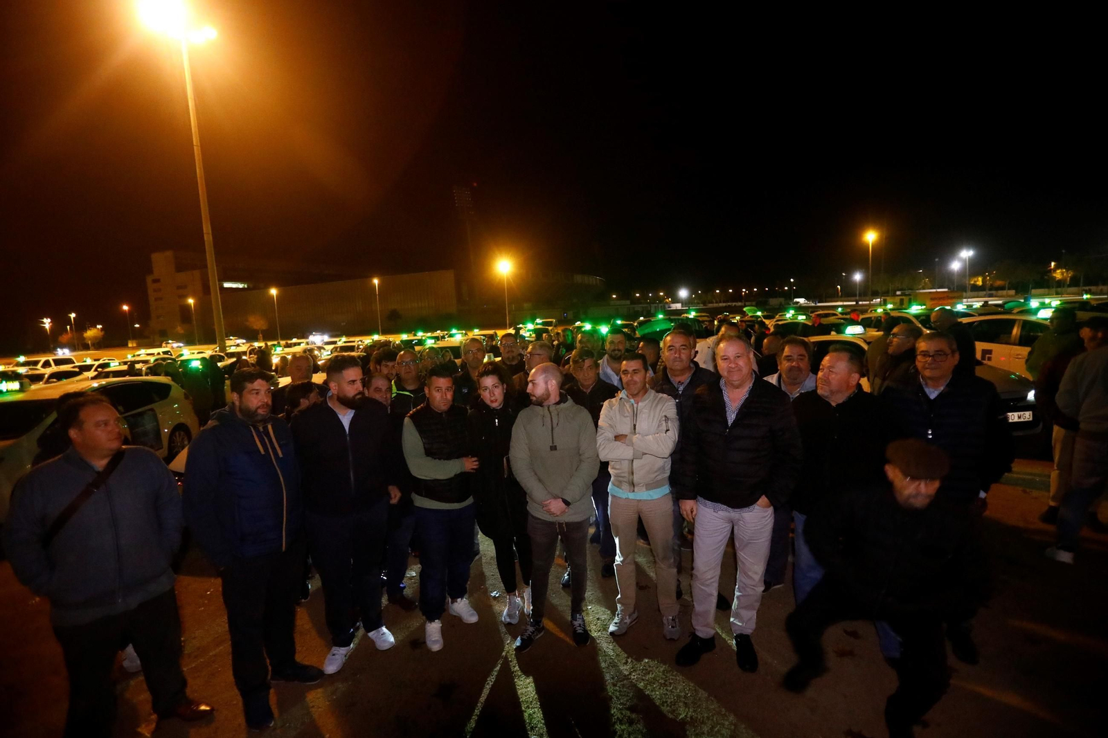 La protesta de los taxistas cordobeses contra las agresiones, en imágenes