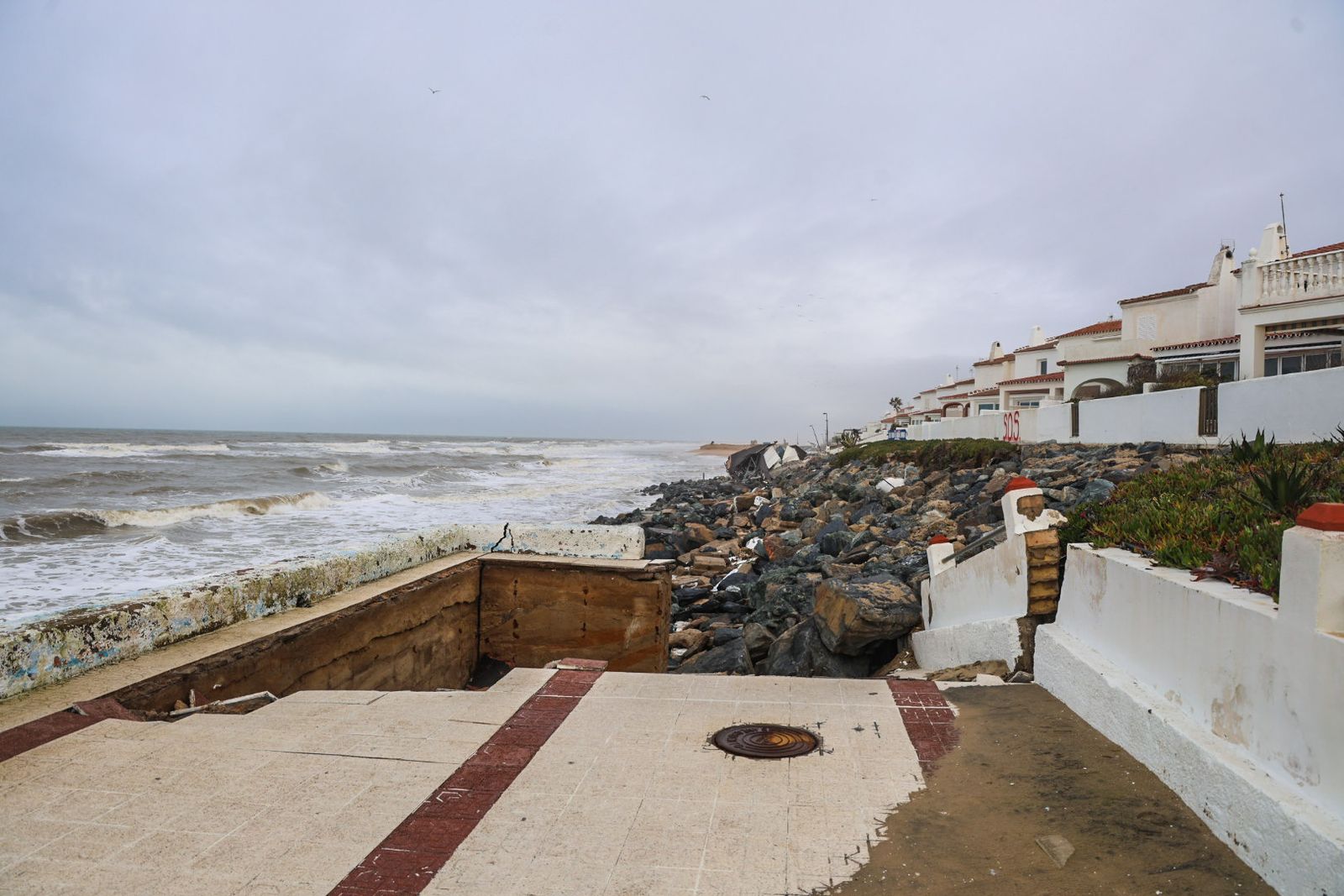 Fotografías de las zonas más perjudicadas de Matalascañas tras los últimos temporales