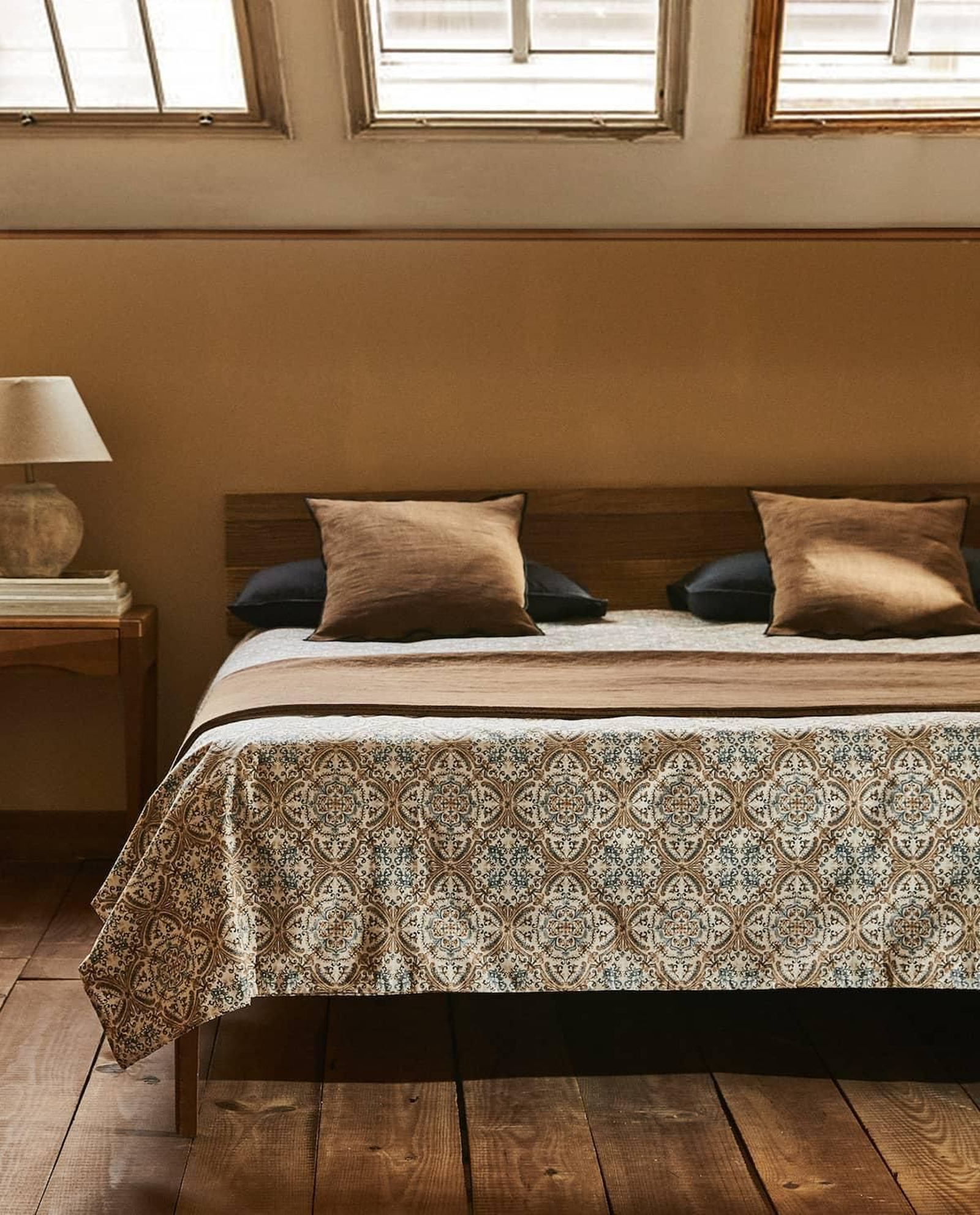 Funda nórdica con estampado geométrico.