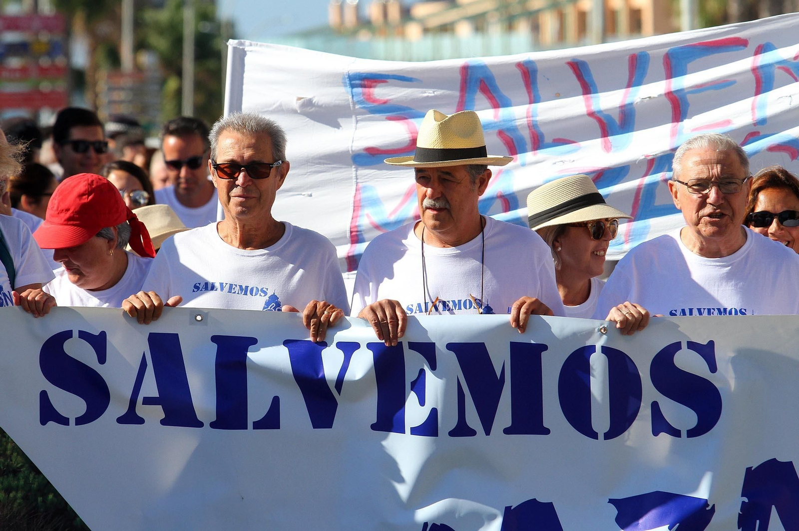 La manifestación "Salvemos Mazagón" en imágenes