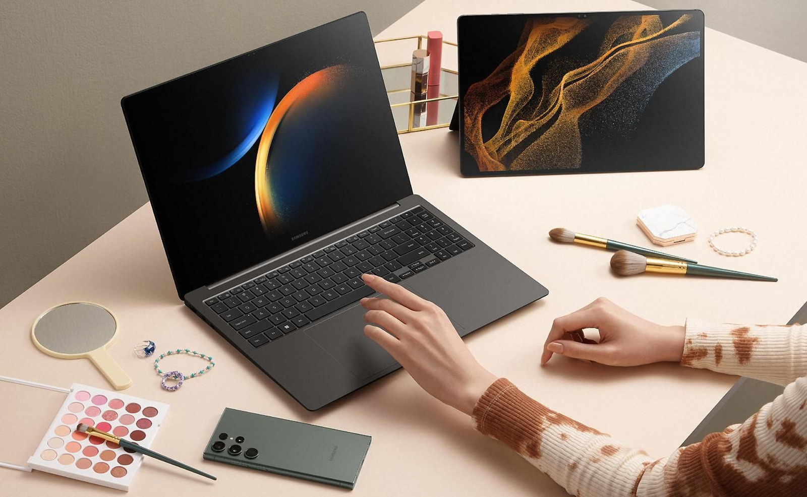 Samsung Galaxy Book3 Ultra Samsung Galaxy Book3 Ultra