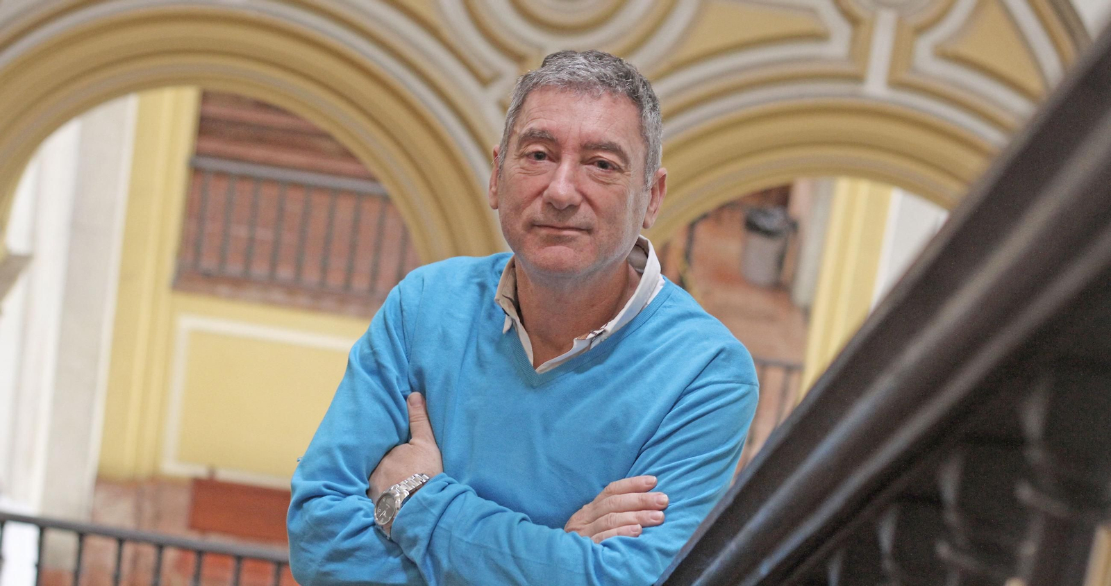 Víctor Fernández Salinas.