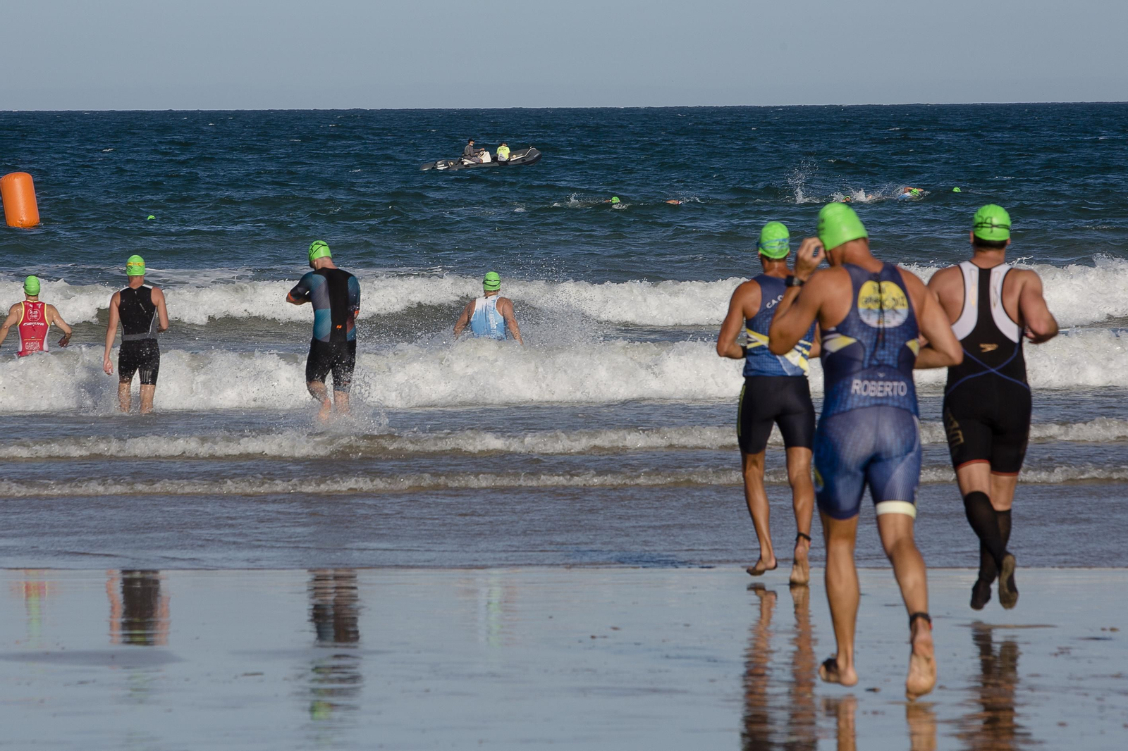 El II acuatlón Tirabuzón ciudad de Cádiz, en imágenes