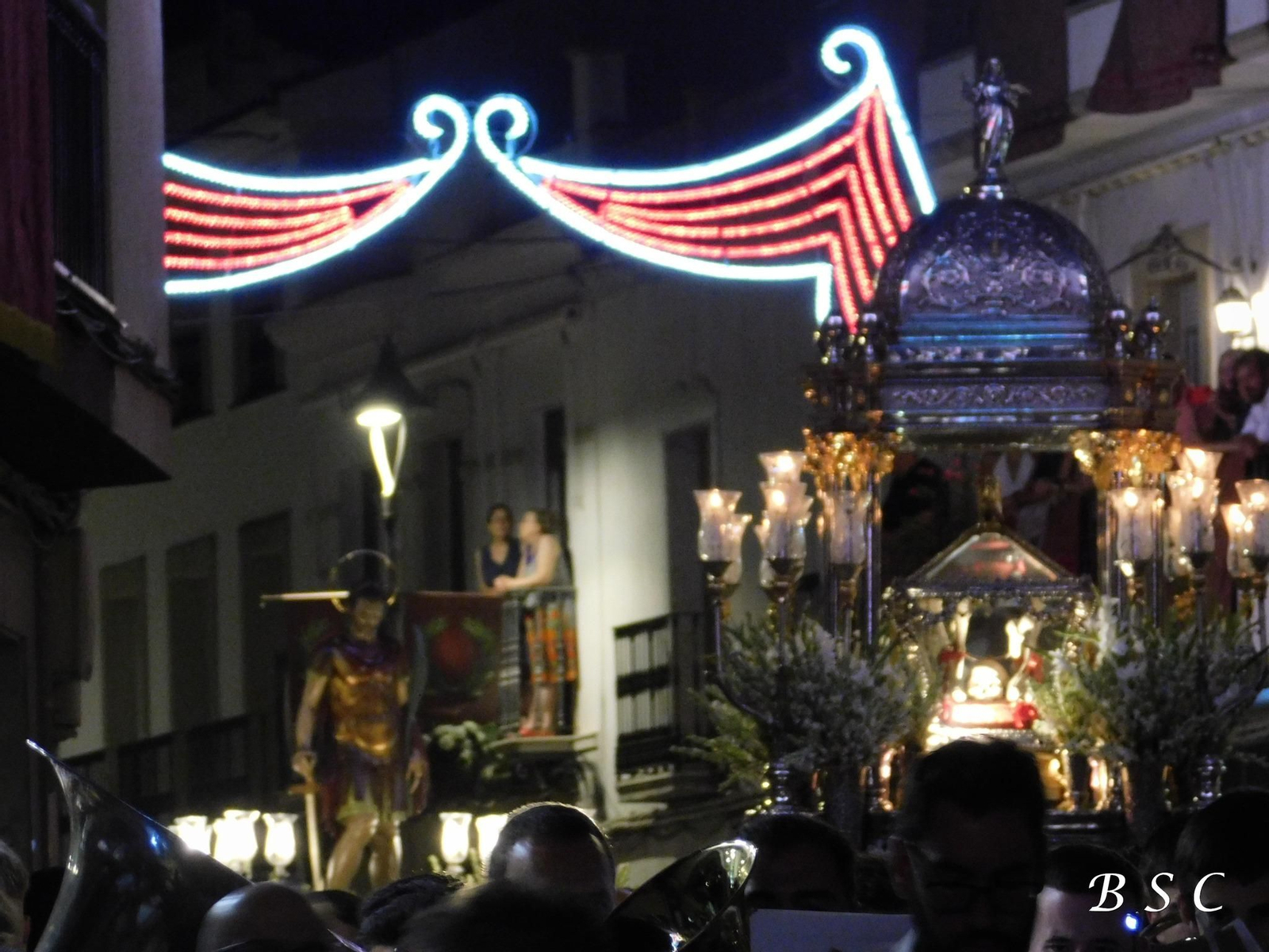 Arjona vive con devoción el día grande de su Fiestasantos, en imágenes