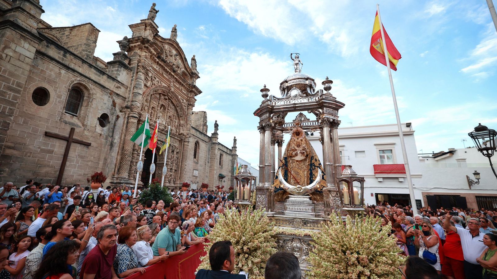 Otra imagen de la Patrona en la Plaza de España