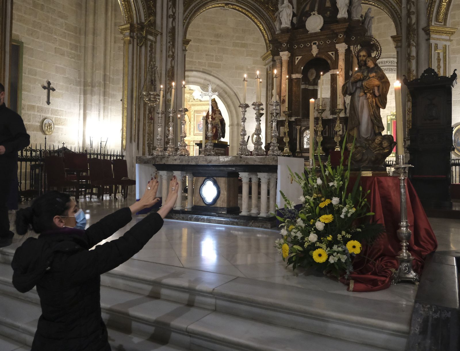 Fotogalería segundo día de triduo a San José. Catedral de Almería.